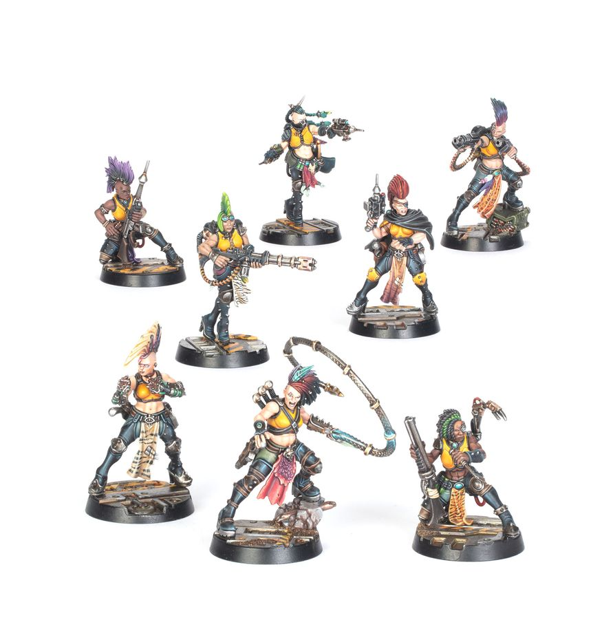 Necromunda — les 8 figurines Escher Blades of the Matriarch peintes en exemple