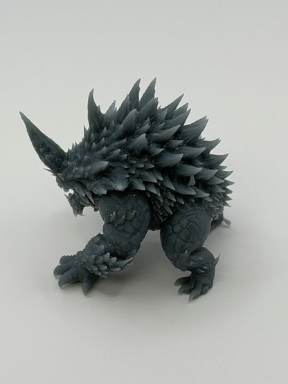 Figurine Béhémoth à Cornes — Miniature résine 40mm (brute, non peinte)